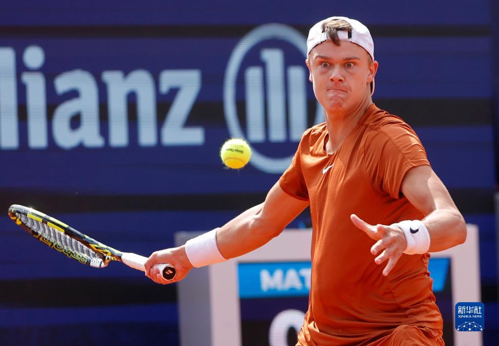 邱彪的加入 邱彪的加入