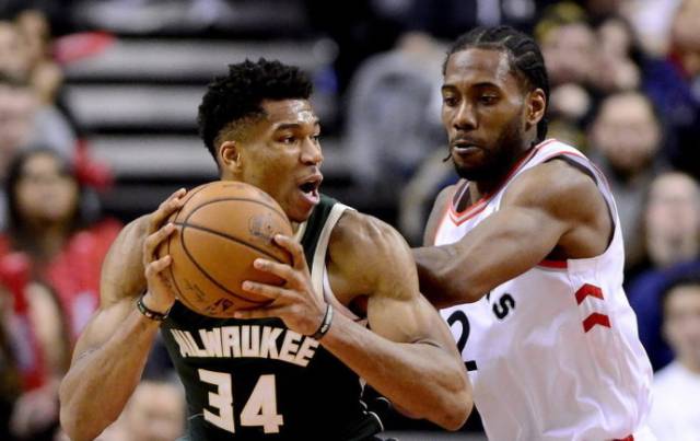 边锋甚至是 边锋甚至是