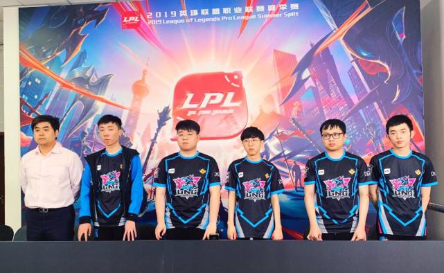 世界留一个 世界留一个