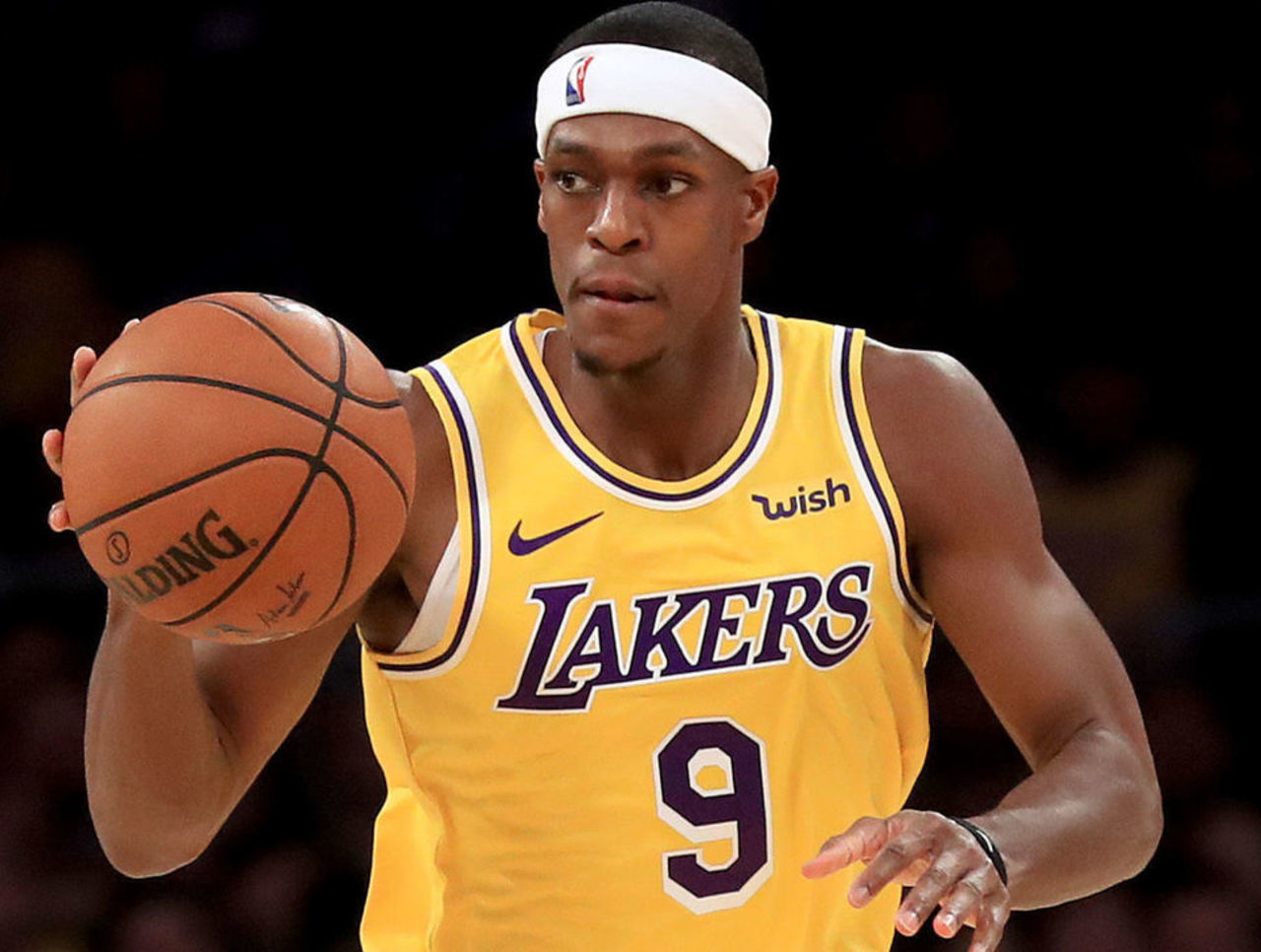 请了一些中 请了一些中