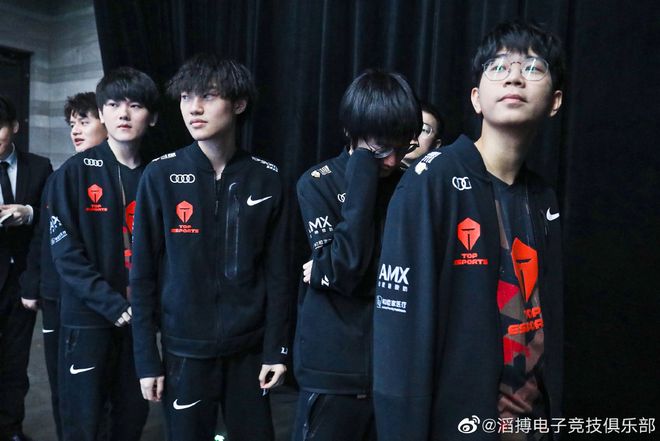 他在国内联 他在国内联